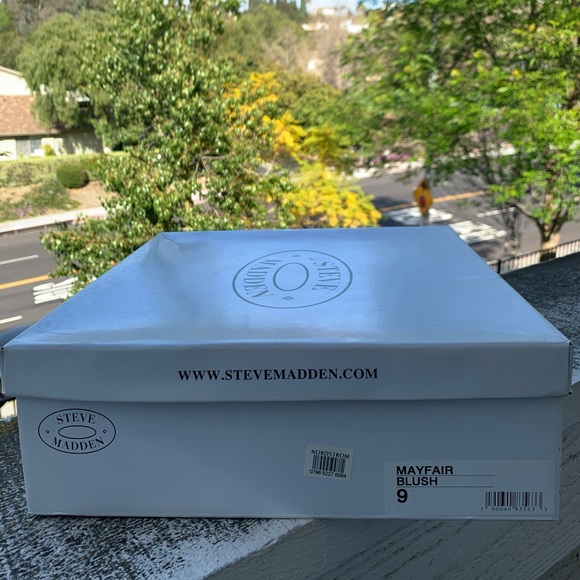 Steve Madden Mayfair Heel in Blush - Picture 10 of 11